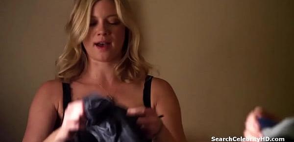 Jessica St. Clair  nackt